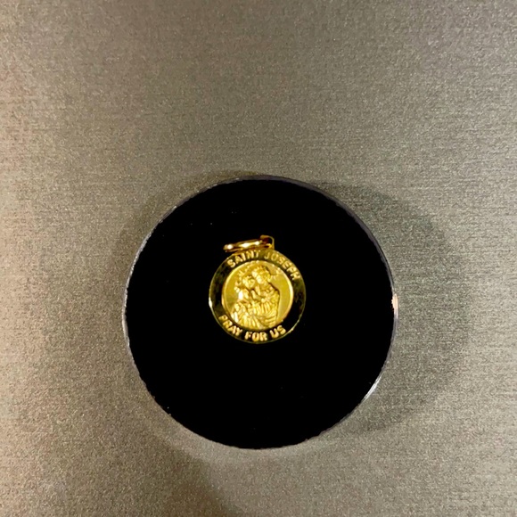 14kt gold saint joseph - Picture 1 of 4